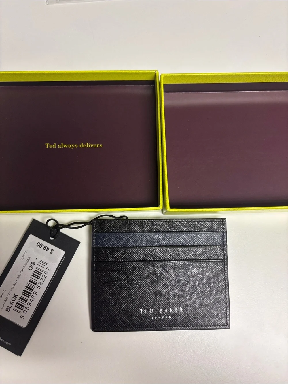 NWT Ted Baker Saffiano Black and Navy Leather Card Holder